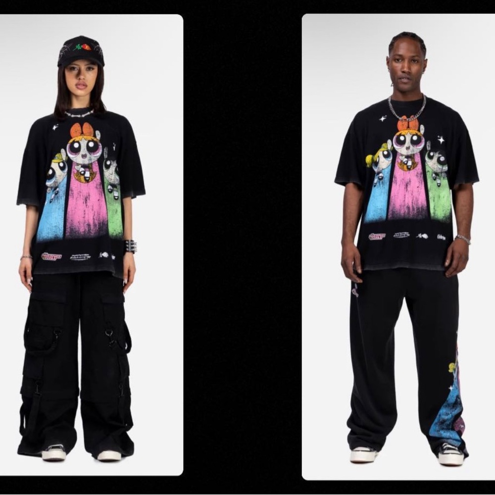 Civil Regime pump cover. Powerpuff Girls oversized tee in vintage black.